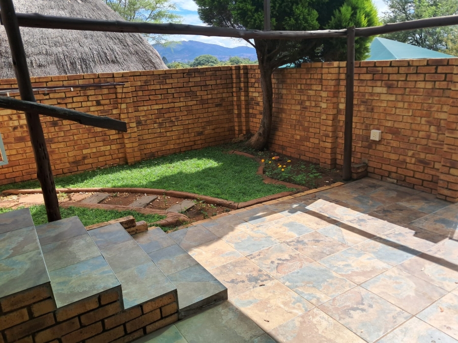 3 Bedroom Property for Sale in Safari Gardens North West